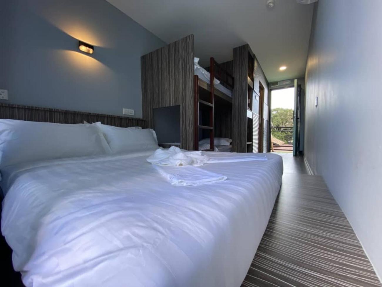 Boxinn The Kontena Home Semporna Exterior photo