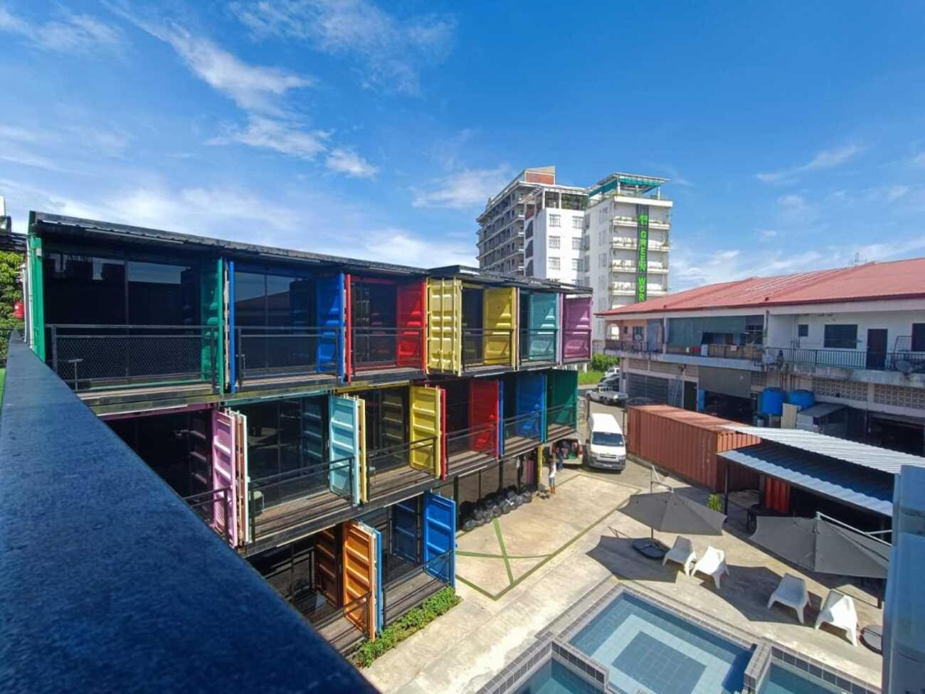 Boxinn The Kontena Home Semporna Exterior photo